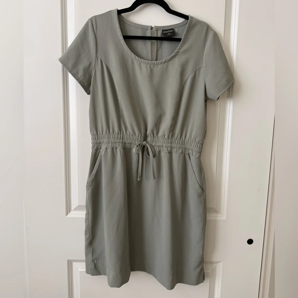 rvca green dress RVCA Secrets Midi Dress